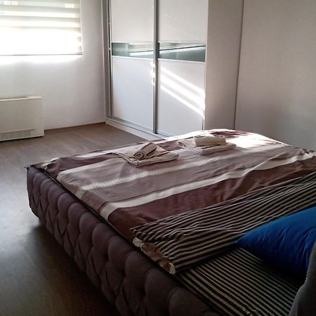 Central Lux Apartment Skopje Luaran gambar